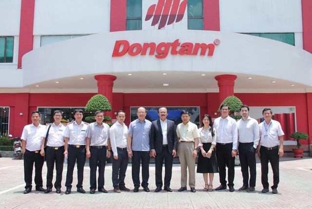 Đề án "Tàu buýt container" góp phần giảm chi phí logistics - Ảnh 1. Đề án "Tàu buýt container" góp phần giảm chi phí logistics - Ảnh 1.