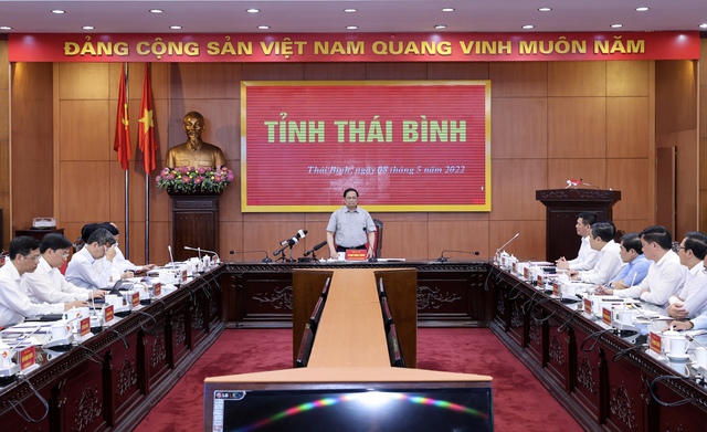 Thái Bình cần tập trung mọi nguồn lực làm đường ven biển để kết nối liên vùng, 'mở đường' ra thế giới - Ảnh 2. Thái Bình cần tập trung mọi nguồn lực làm đường ven biển để kết nối liên vùng, 'mở đường' ra thế giới - Ảnh 2.