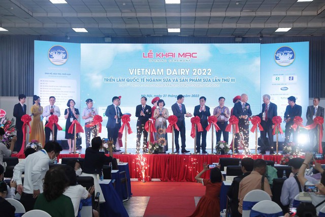 Doanh thu thị trường sữa Việt Nam đạt 119.300 tỷ đồng năm 2021 - Ảnh 1.