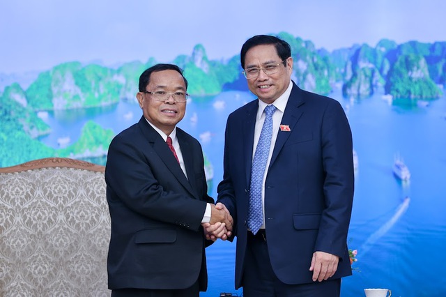Thủ tướng Phạm Minh Chính tiếp Tổng Thanh tra Nhà nước Lào - Ảnh 1.