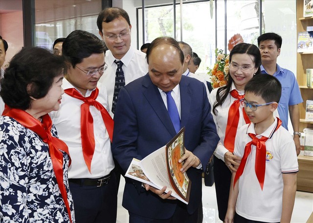 Phát triển văn hóa đọc có ý nghĩa quan trọng trong giáo dục, rèn luyện nhân cách - Ảnh 1. Phát triển văn hóa đọc có ý nghĩa quan trọng trong giáo dục, rèn luyện nhân cách - Ảnh 1.