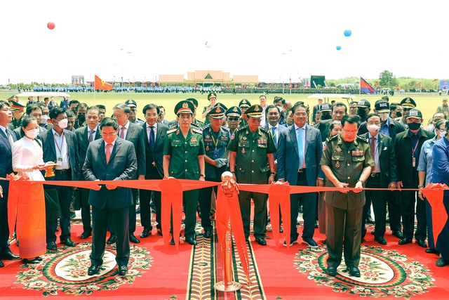 Thủ tướng Campuchia: Luôn ghi nhớ sự giúp đỡ của Việt Nam trên hành trình lật đổ chế độ diệt chủng Pol Pot - Ảnh 8.
