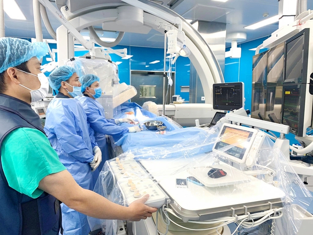 Hoàn thiện phân bổ vốn phát triển kinh tế - xã hội thuộc lĩnh vực y tế - Ảnh 1. Hoàn thiện phân bổ vốn phát triển kinh tế - xã hội thuộc lĩnh vực y tế - Ảnh 1.