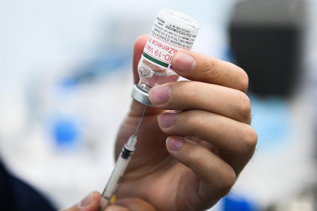 Nhiều địa phương xin điều chuyển vaccine, Bộ Y tế lên tiếng - Ảnh 1.