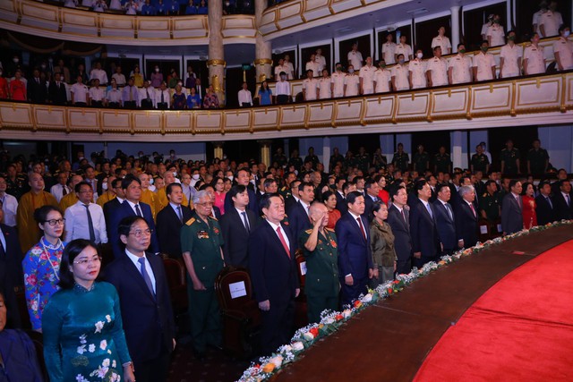 Vun đắp mối quan hệ Việt Nam-Campuchia mãi mãi xanh tươi đời đời bền vững - Ảnh 1.