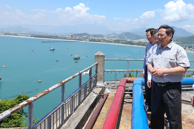 Thủ tướng khảo sát một số nhà máy, dự án công nghệ cao tại Đà Nẵng - Ảnh 11.