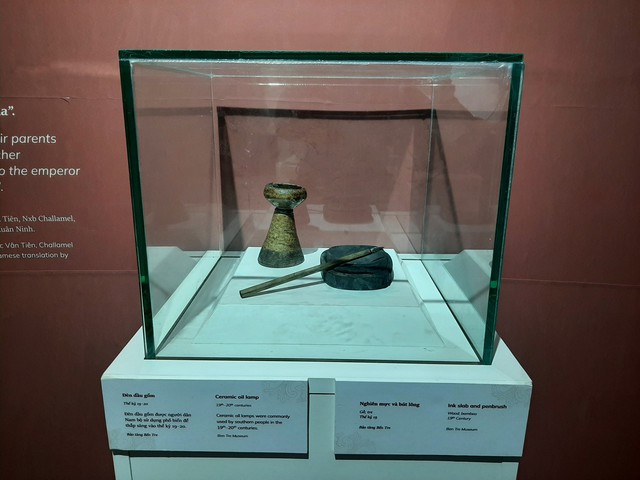 Trưng bày hơn 300 hiện vật, tư liệu về danh nhân Nguyễn Đình Chiểu - Ảnh 6.