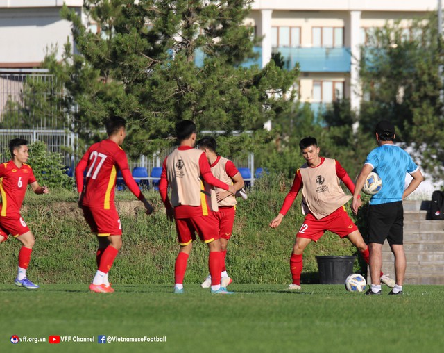 U23 Việt Nam lạc quan trước trận khó khăn nhất vòng bảng - Ảnh 1.