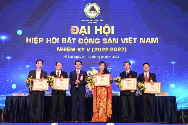 Đại hội Hiệp hội bất động sản Việt Nam nhiệm kỳ V(2022 -2027) - Ảnh 3.
