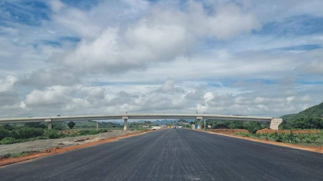 Hoàn thành chuẩn bị đầu tư 12 dự án thành phần cao tốc Bắc-Nam giai đoạn 2 - Ảnh 1.