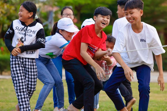 Nhiều hoạt động hướng đến trẻ em do Vinamilk và Quỹ sữa Vươn cao Việt Nam thực hiện - Ảnh 2. Nhiều hoạt động hướng đến trẻ em do Vinamilk và Quỹ sữa Vươn cao Việt Nam thực hiện - Ảnh 2.