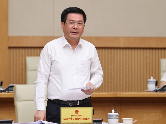Bộ trưởng Bộ Công Thương Nguyễn Hồng Diên phát biểu tại Phiên họp - Ảnh: VGP/Nhật Bắc 