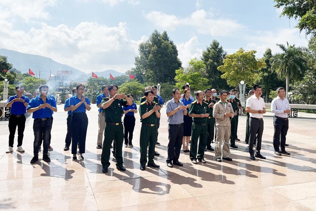 Hội cựu chiến binh PVFCCo với nhiều hoạt động ý nghĩa nhân Ngày Thương binh - Liệt sĩ - Ảnh 2. Hội cựu chiến binh PVFCCo với nhiều hoạt động ý nghĩa nhân Ngày Thương binh - Liệt sĩ - Ảnh 2.