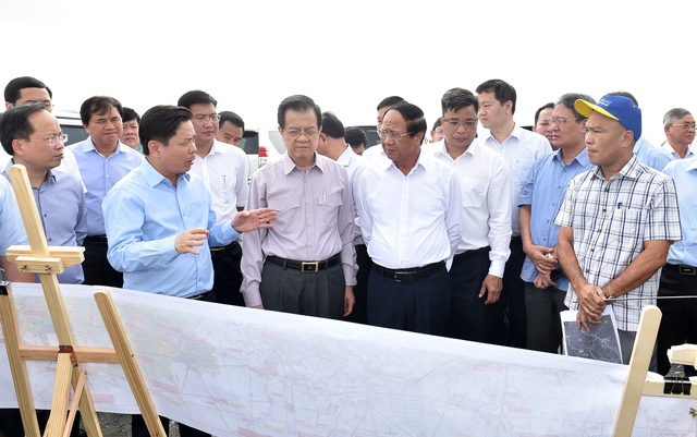 Phó Thủ tướng Lê Văn Thành kiểm tra hướng tuyến dự án cao tốc mới phía nam - Ảnh 2.