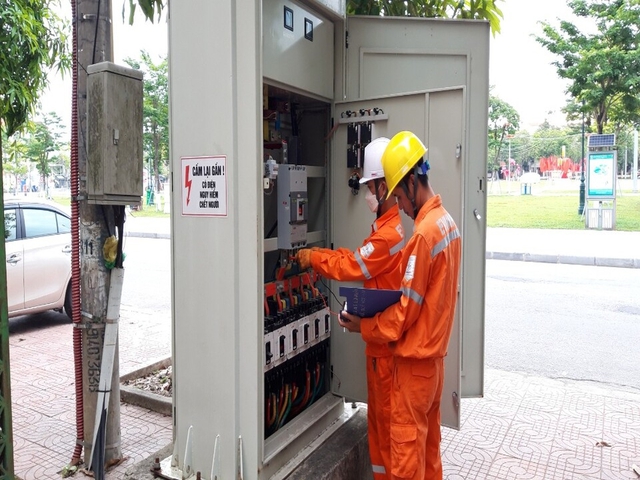 EVNNPC cấp điện an toàn ổn định cho gần 1000 điểm thi tốt nghiệp THPT 2022 - Ảnh 1. EVNNPC cấp điện an toàn ổn định cho gần 1000 điểm thi tốt nghiệp THPT 2022 - Ảnh 1.