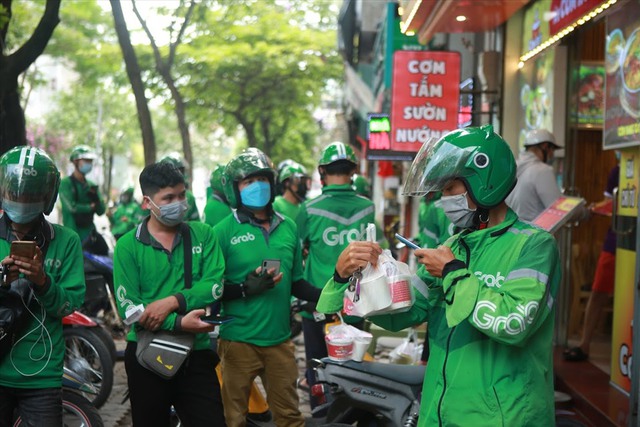 Bộ Công Thương đề nghị các hãng xe công nghệ tuân thủ nghiêm pháp luật - Ảnh 1. Bộ Công Thương đề nghị các hãng xe công nghệ tuân thủ nghiêm pháp luật - Ảnh 1.
