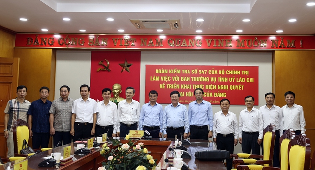 Đoàn công tác Bộ Chính trị làm việc với Ban Thường vụ Tỉnh ủy Lào Cai - Ảnh 3.
