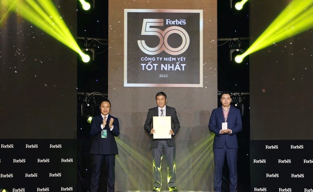 PVFCCo được vinh danh 'Top 50 công ty niêm yết tốt nhất' năm 2022 - Ảnh 1.