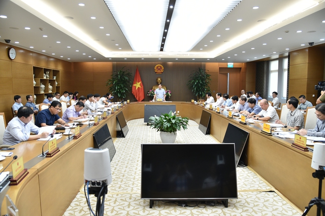Phó Thủ tướng Lê Minh Khái họp xử lý dự án Đạm Ninh Bình và DQS - Ảnh 1.