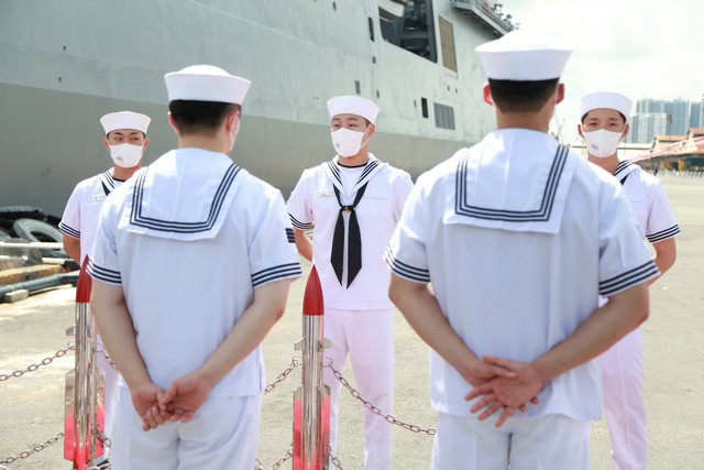 Cận cảnh chiếm hạm Hàn Quốc thăm TPHCM - Ảnh 7.