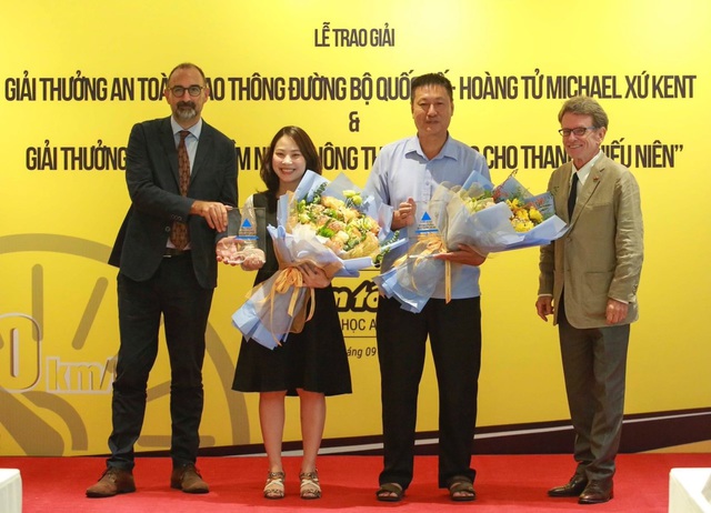 Quỹ Phòng chống thương vong châu Á trao 2 giải thưởng lớn về an toàn giao thông cho Việt Nam - Ảnh 1.