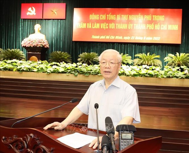 Tổng Bí thư Nguyễn Phú Trọng: TPHCM phát huy hơn nữa vai trò đầu tàu, động lực phát triển vùng Đông Nam Bộ và cả nước - Ảnh 1.