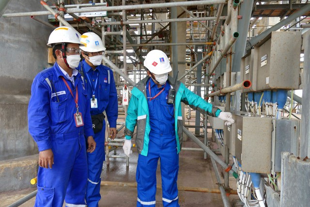 NMLD Dung Quất đã sẵn sàng ứng phó với bão số 4 - Ảnh 6. NMLD Dung Quất đã sẵn sàng ứng phó với bão số 4 - Ảnh 6.