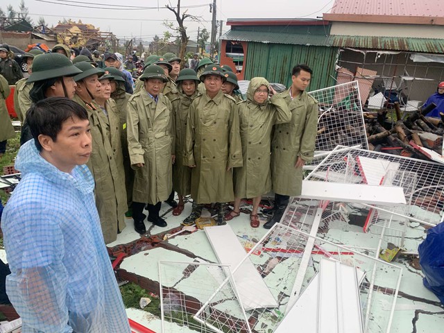 Phó Thủ tướng Lê Văn Thành kiểm tra công tác ứng phó bão tại Quảng Trị - Ảnh 3.
