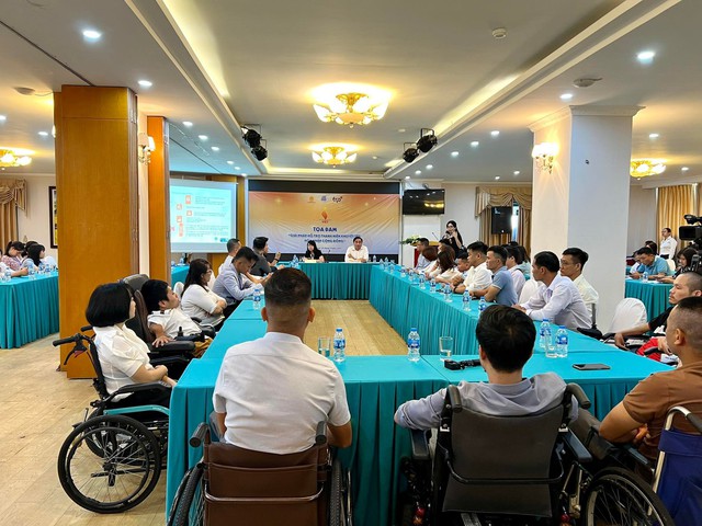 Lắng nghe những hành trình 'vượt khó' của thanh niên khuyết tật - Ảnh 1. Lắng nghe những hành trình 'vượt khó' của thanh niên khuyết tật - Ảnh 1.