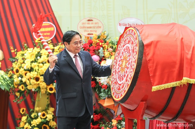 Chùm ảnh: Thủ tướng Phạm Minh Chính dự Lễ Khai giảng năm học mới - Ảnh 8.