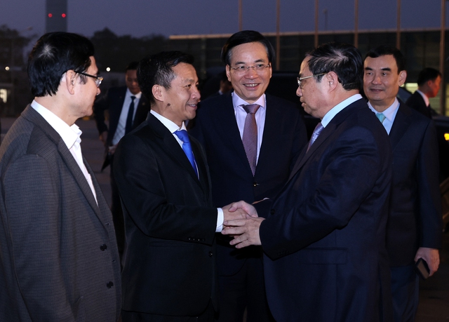 Thủ tướng Phạm Minh Chính lên đường thăm chính thức CHDCND Lào - Ảnh 1.