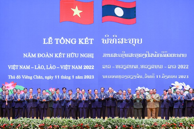 Việt Nam và Lào quyết tâm nâng tầm hợp tác kinh tế, mở rộng không gian hợp tác và phát triển - Ảnh 7.