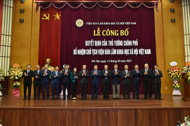 Công bố quyết định của Thủ tướng Chính phủ bổ nhiệm Chủ tịch Viện Hàn lâm Khoa học xã hội Việt Nam - Ảnh 6.