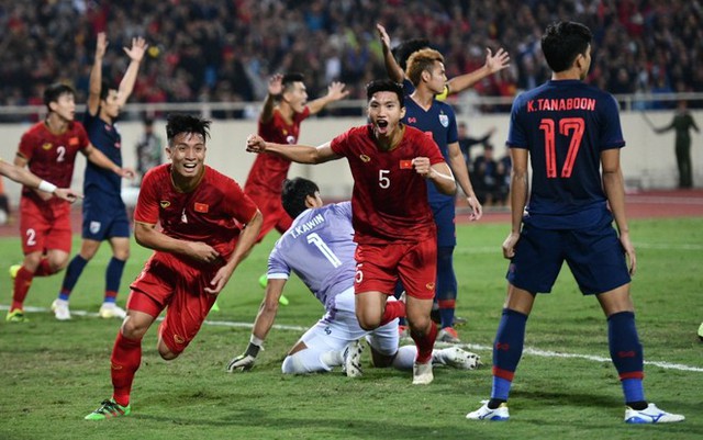 Chung kết AFF Cup: Việt Nam 'tái ngộ' Thái Lan sau 14 năm - Ảnh 3.