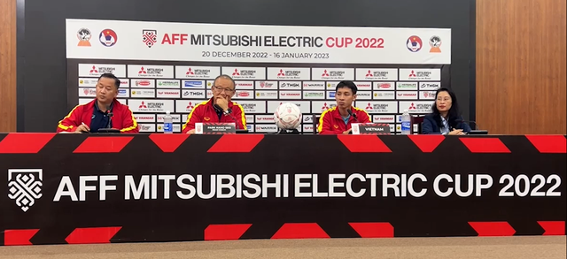 Chung kết AFF Cup: Ông Park Hang-seo muốn học trò biến áp lực thành động lực - Ảnh 1.