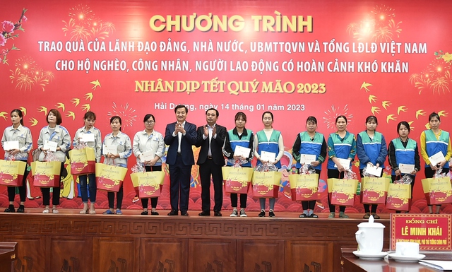 Phó Thủ tướng Lê Minh Khái thăm và chúc tết gia đình chính sách, người lao động Hải Dương - Ảnh 7.