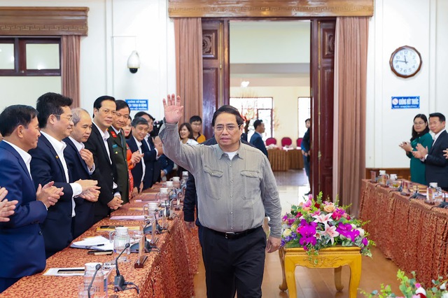Thủ tướng: Nam Định cần dồn lực cho các tuyến cao tốc kết nối vùng - Ảnh 1.