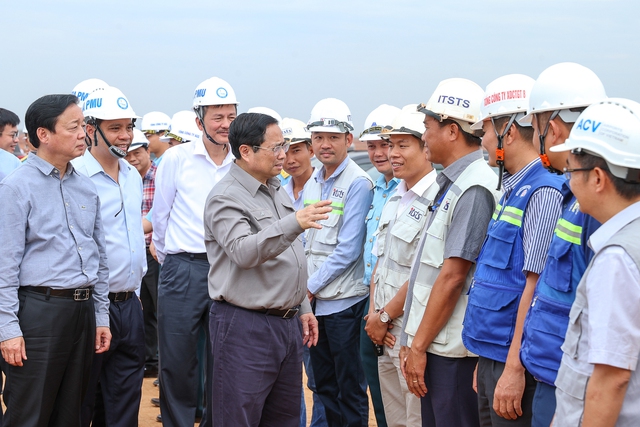 Thủ tướng kiểm tra, đôn đốc dự án sân bay Long Thành - Ảnh 6.