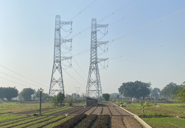 EVNNPT dồn lực đầu tư xây dựng các dự án lưới điện trọng điểm - Ảnh 1.