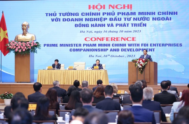 ĐANG TỔNG THUẬT: Thủ tướng Chính phủ gặp mặt cộng đồng doanh nghiệp đầu tư nước ngoài - Ảnh 4.