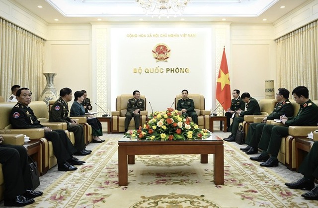 Thúc đẩy hơn nữa quan hệ hợp tác giữa quân đội hai nước Việt Nam-Campuchia - Ảnh 3.