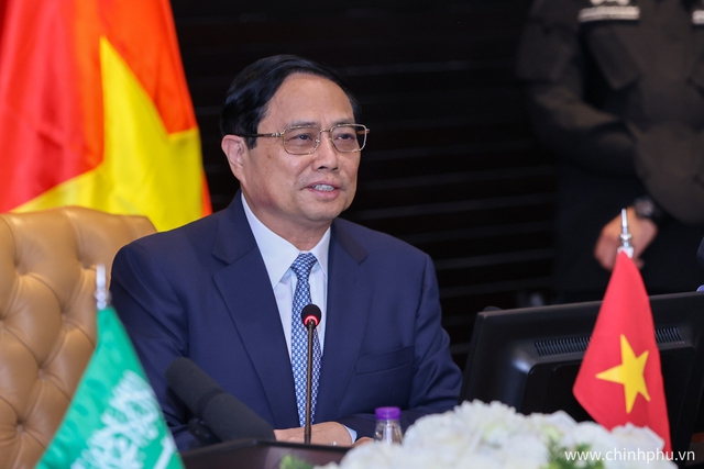 Thủ tướng Phạm Minh Chính: Sẵn sàng chào đón và tạo mọi điều kiện cho các nhà đầu tư Saudi Arabia - Ảnh 2. Thủ tướng Phạm Minh Chính: Sẵn sàng chào đón và tạo mọi điều kiện cho các nhà đầu tư Saudi Arabia - Ảnh 2.