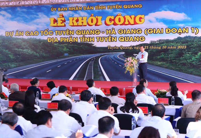 Khởi công tuyến cao tốc gỡ điểm nghẽn giao thông Hà Nội - Tuyên Quang - Hà Giang - Ảnh 2.