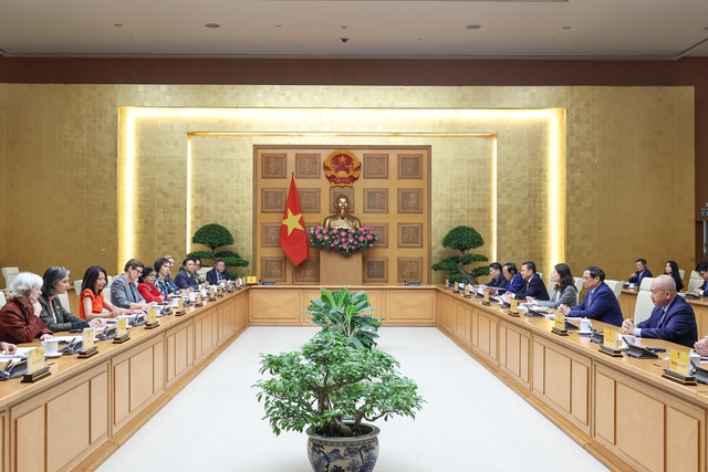Thủ tướng tiếp Điều phối viên thường trú và Trưởng đại diện 13 tổ chức của LHQ tại Việt Nam - Ảnh 1.