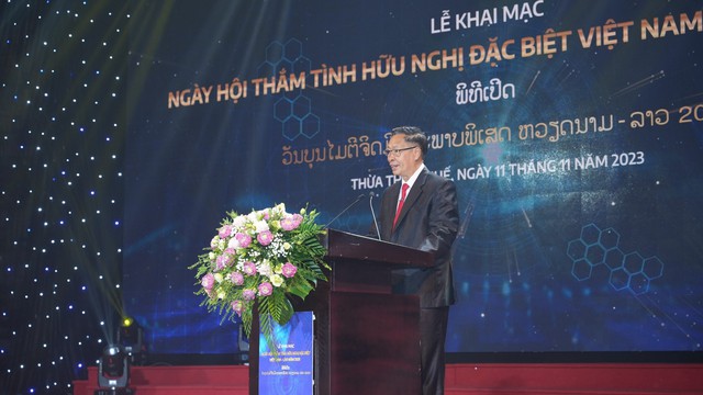 Khai mạc Ngày hội thắm tình hữu nghị đặc biệt Việt Nam - Lào năm 2023- Ảnh 3.