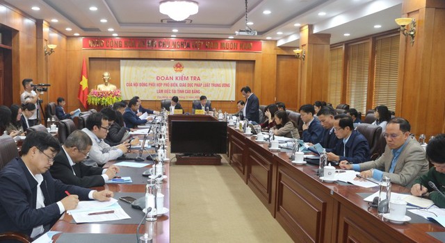 Hội đồng Phối hợp PBGDPL Trung ương kiểm tra công tác tại Cao Bằng- Ảnh 1.