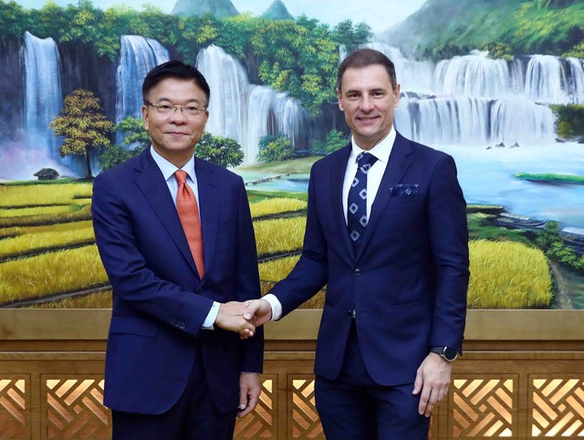 Bộ trưởng Bộ Tư pháp Việt Nam và Hungary ký Ý định thư về đào tạo cán bộ tư pháp- Ảnh 1.
