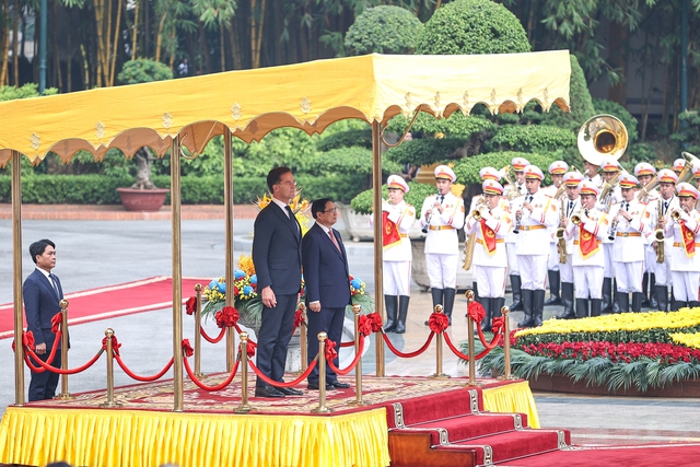 Hình ảnh: Thủ tướng Phạm Minh Chính chủ trì lễ đón chính thức Thủ tướng Hà Lan Mark Rutte - Ảnh 2.