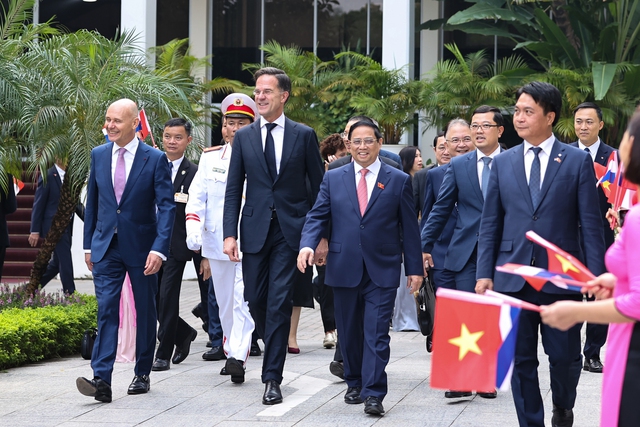 Hình ảnh: Thủ tướng Phạm Minh Chính chủ trì lễ đón chính thức Thủ tướng Hà Lan Mark Rutte - Ảnh 4.