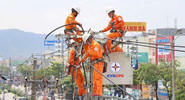 EVNCPC chủ động phương án cung ứng điện phục vụ sản xuất, kinh doanh- Ảnh 1.